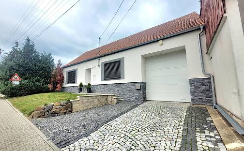Pronájem domu 101 m² s pozemkem 150 m², Hostěradská, Dambořice, okres Hodonín