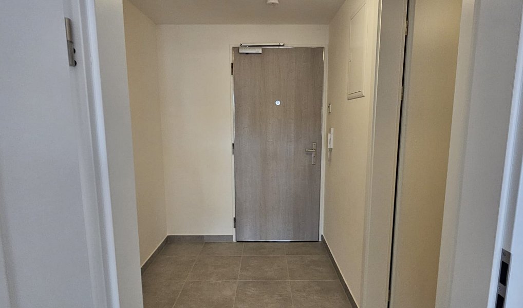 Pronájem bytu 1+kk 32 m², Praha – náhled fotky 7