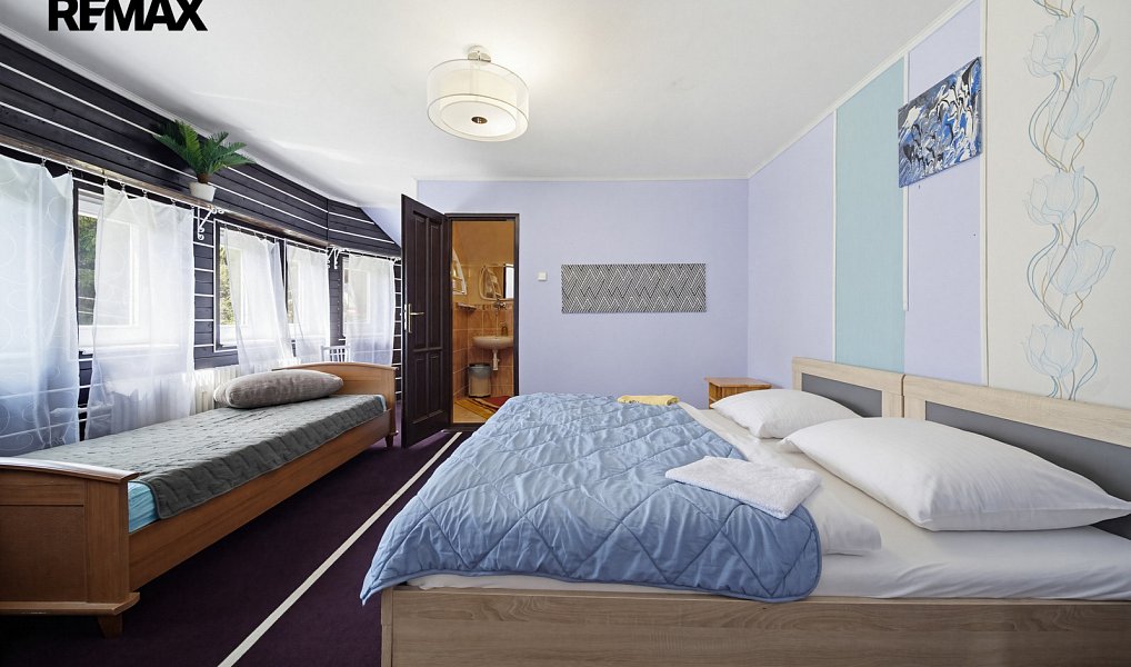 Prodej ubytovacího objektu 980 m², Potůčky – náhled fotky 18