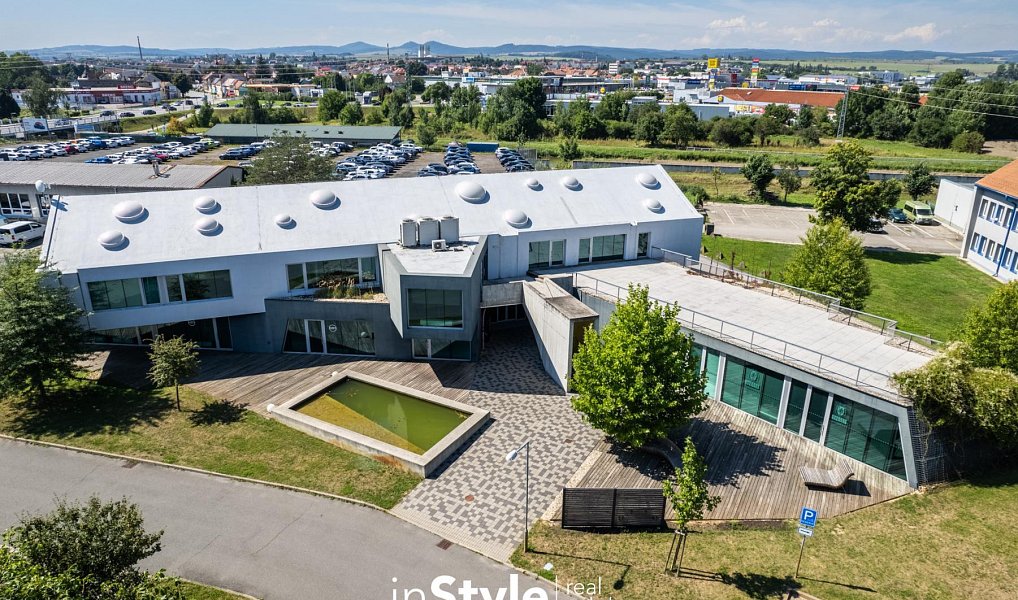 Pronájem kanceláře 25 m², Staré Město – náhled fotky 13