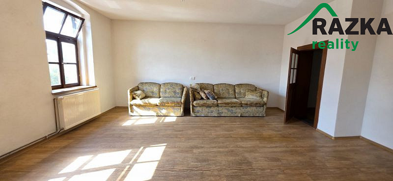 Prodej domu 145 m² s pozemkem 172 m² – fotografie 2