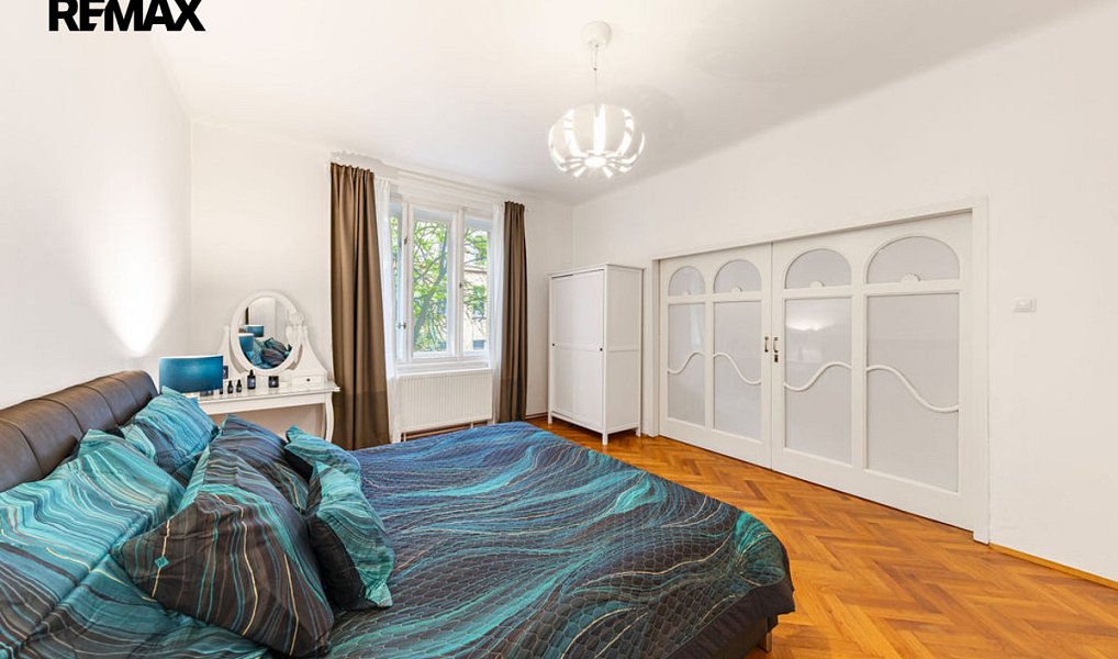 Prodej bytu 4+1 133 m², Praha – náhled fotky 10