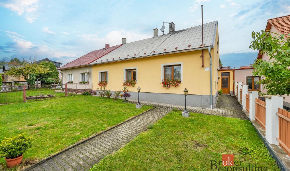 Prodej domu 161 m² s pozemkem 500 m², Libušín – náhled fotky 3