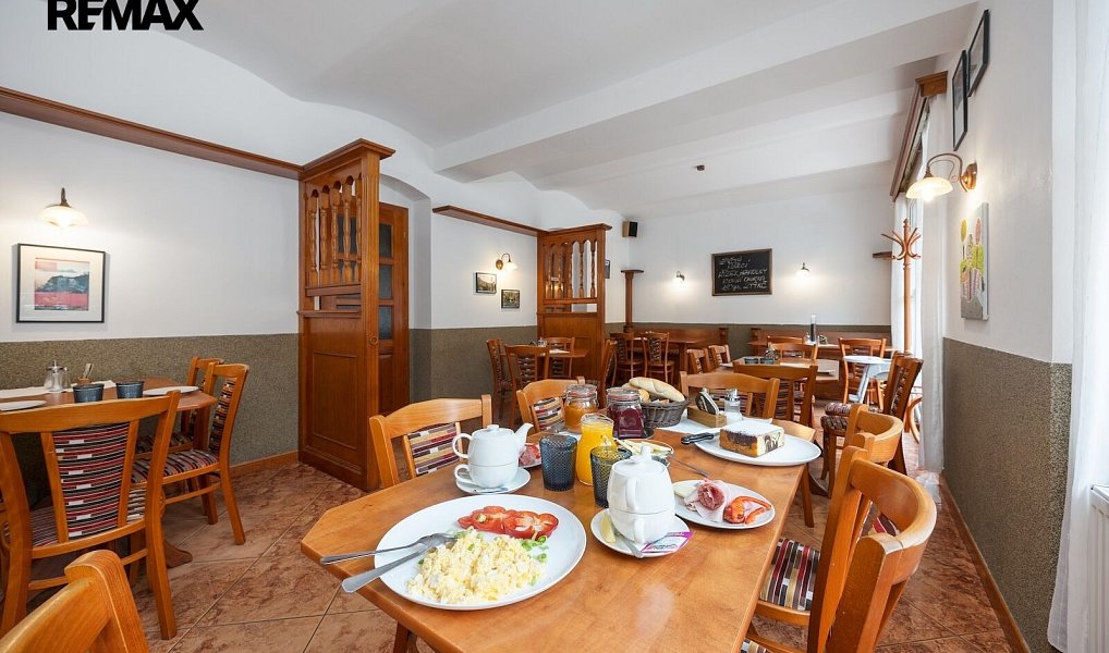 Prodej ubytovacího objektu 435 m², Hřensko – náhled fotky 11