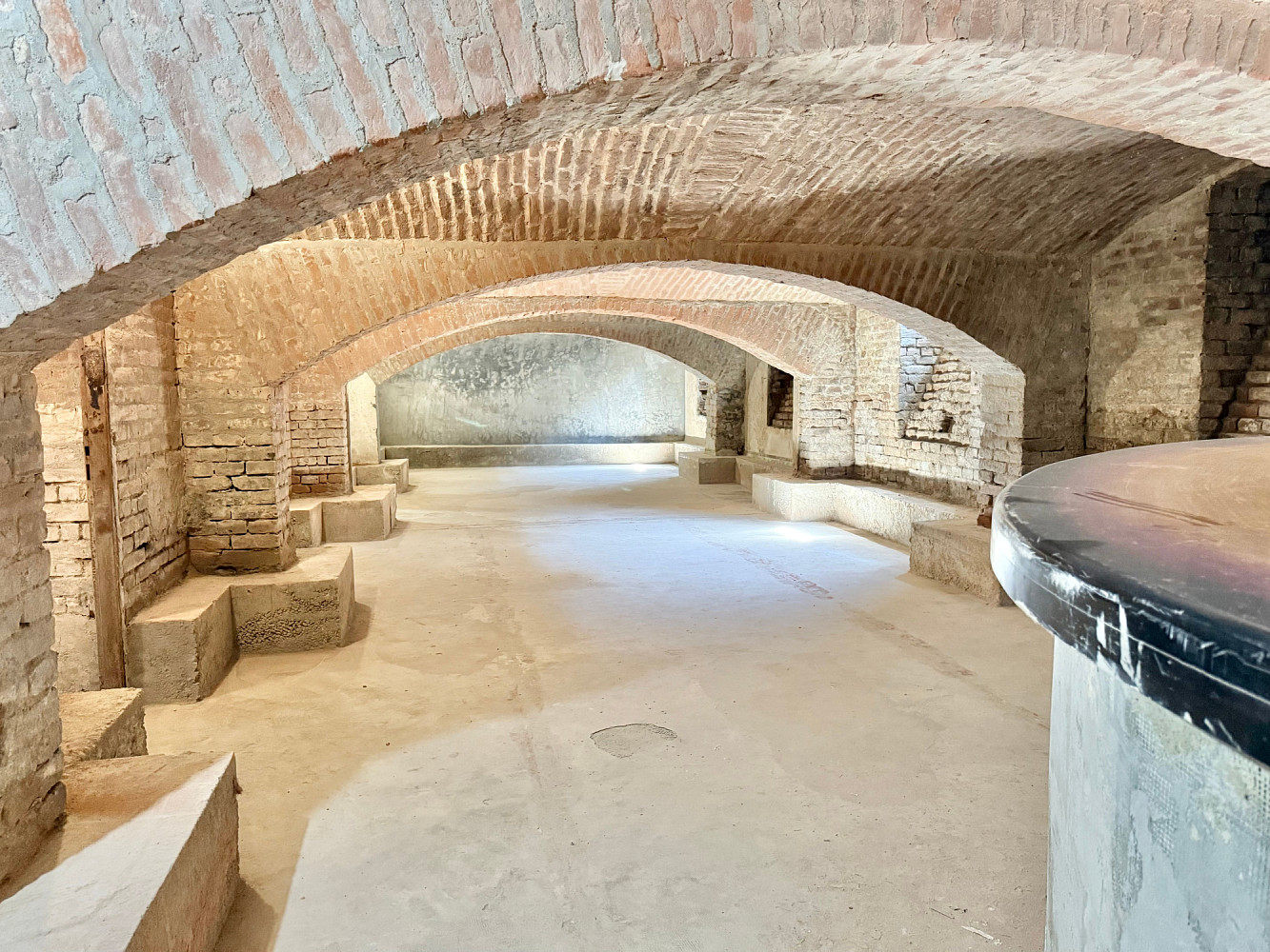 Pronájem obchodních prostor 145 m²