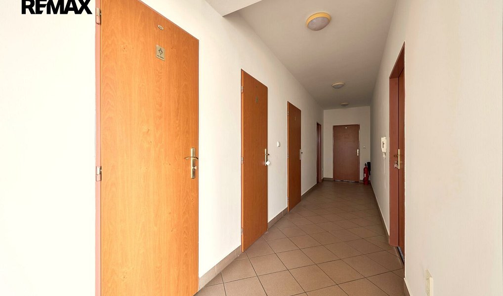 Prodej kanceláře 288 m², Hradec Králové – náhled fotky 9
