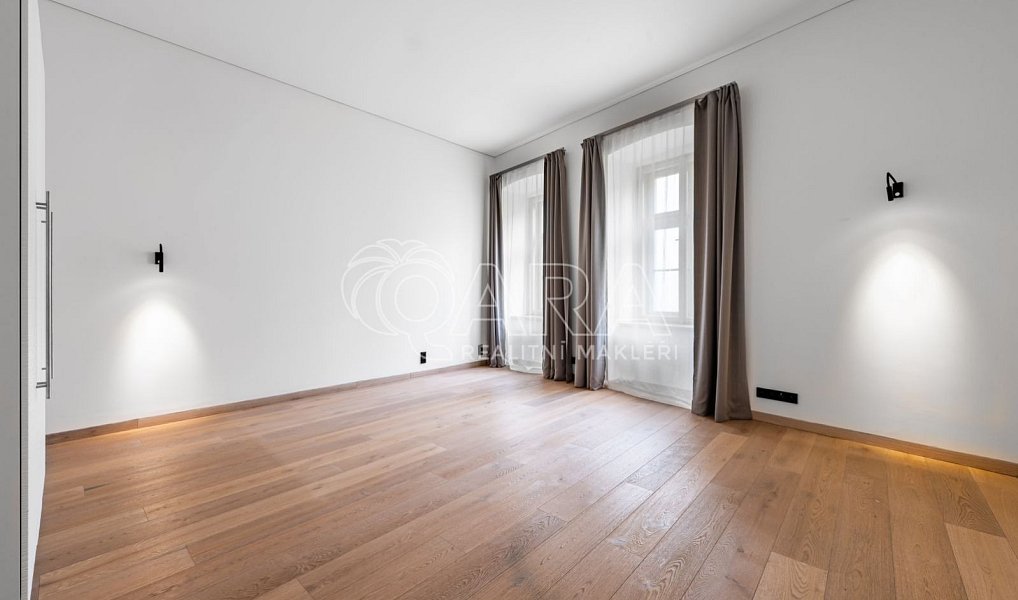 Pronájem bytu 3+kk 186 m², Praha – náhled fotky 19