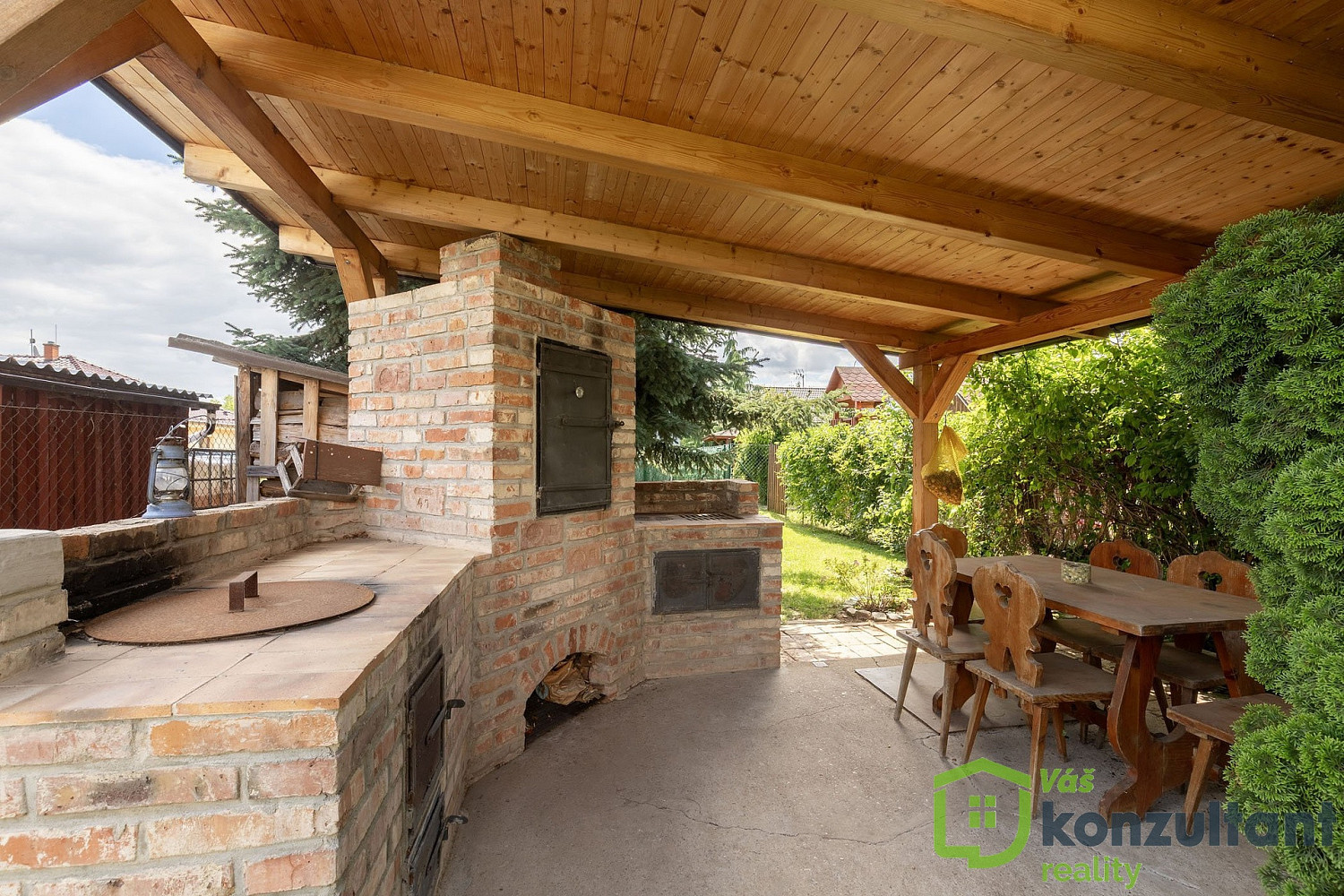 Prodej domu 220 m² s pozemkem 360 m² – fotografie 3