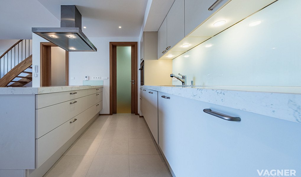 Prodej bytu 4+kk 97 m², Praha – náhled fotky 13