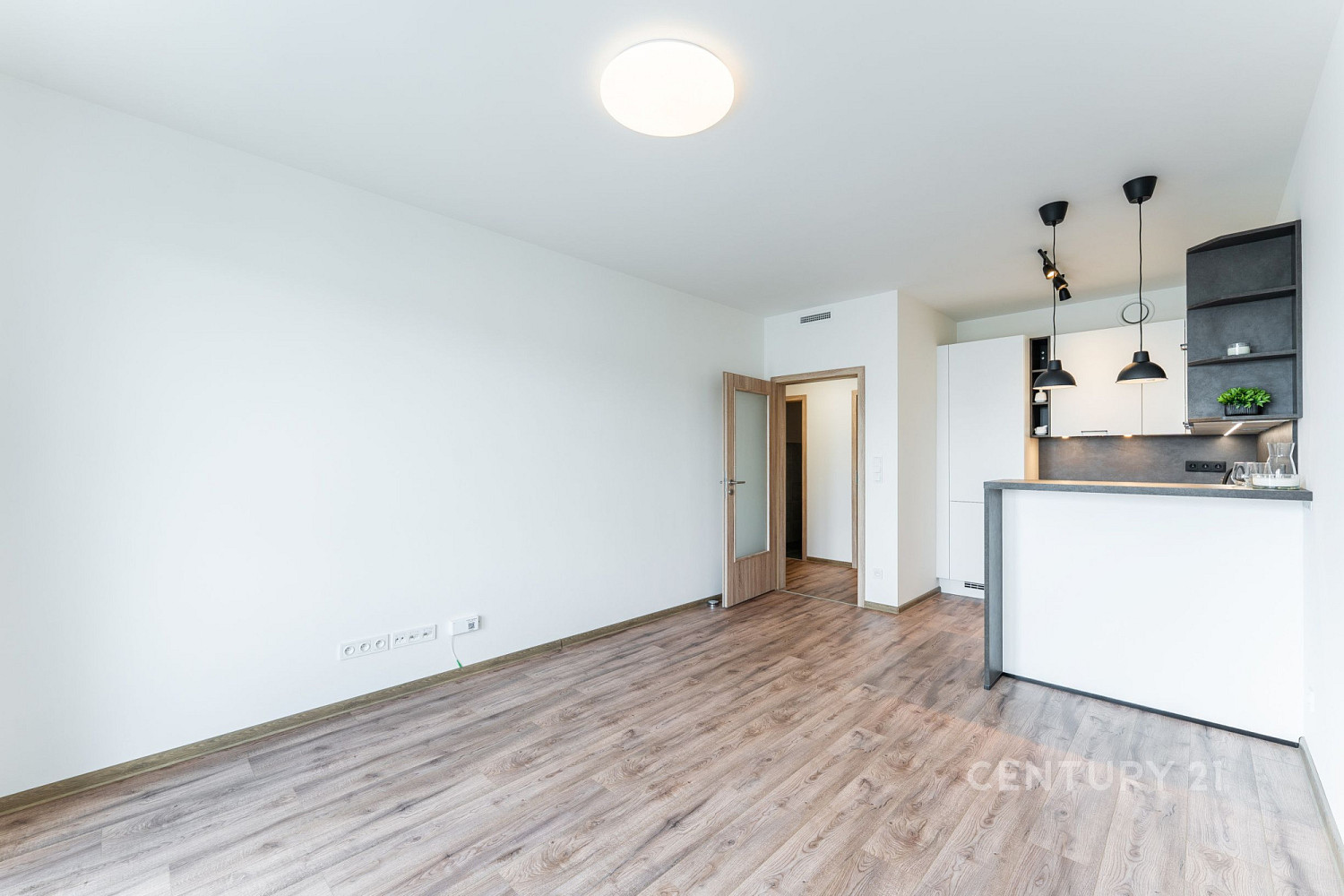 Pronájem bytu 3+kk 70 m² – fotografie 5