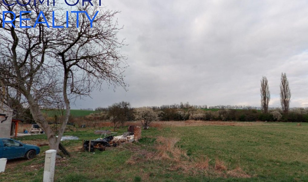 Prodej stavebního pozemku 2 650 m², Uhřice – náhled fotky 3