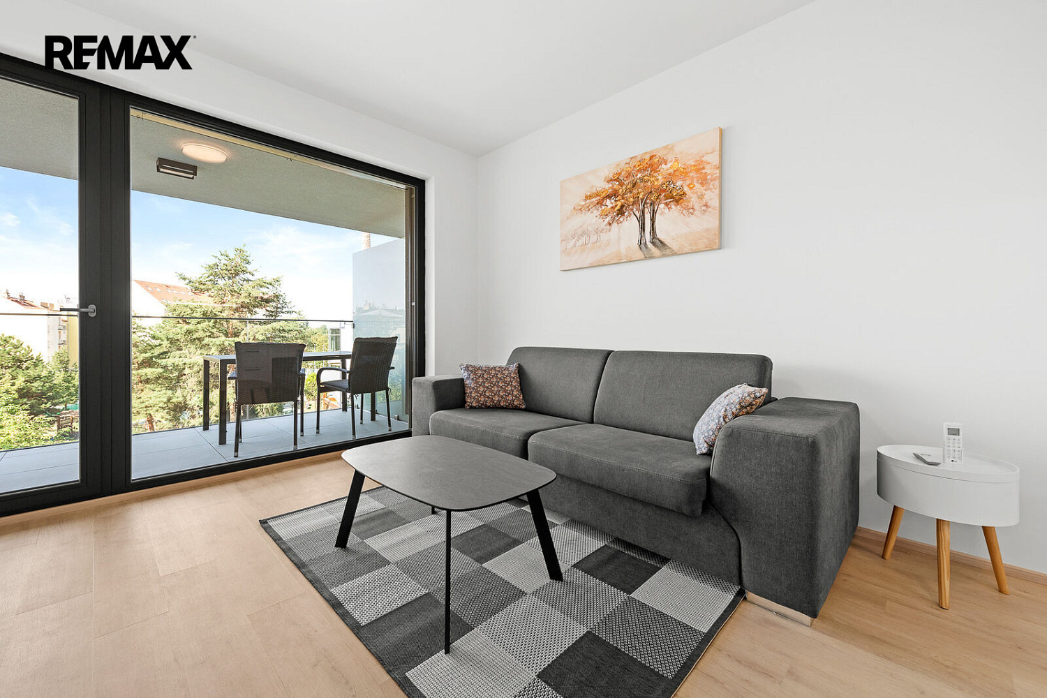 Pronájem bytu 1+kk 33 m² – fotografie 5