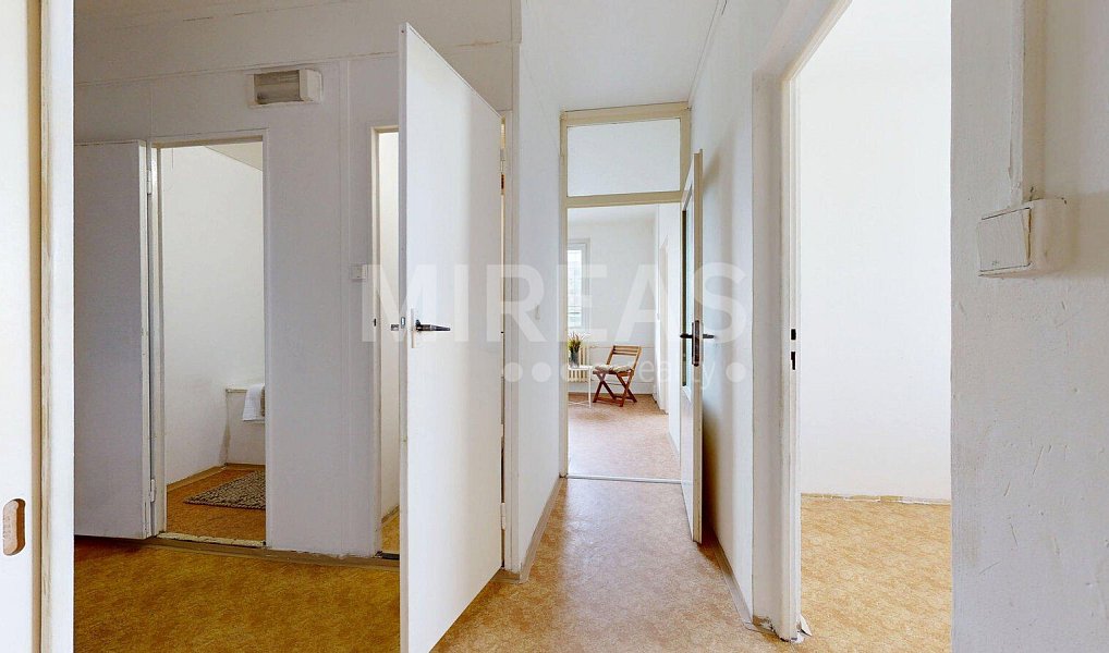 Prodej bytu 3+1 65 m², Milovice – náhled fotky 13