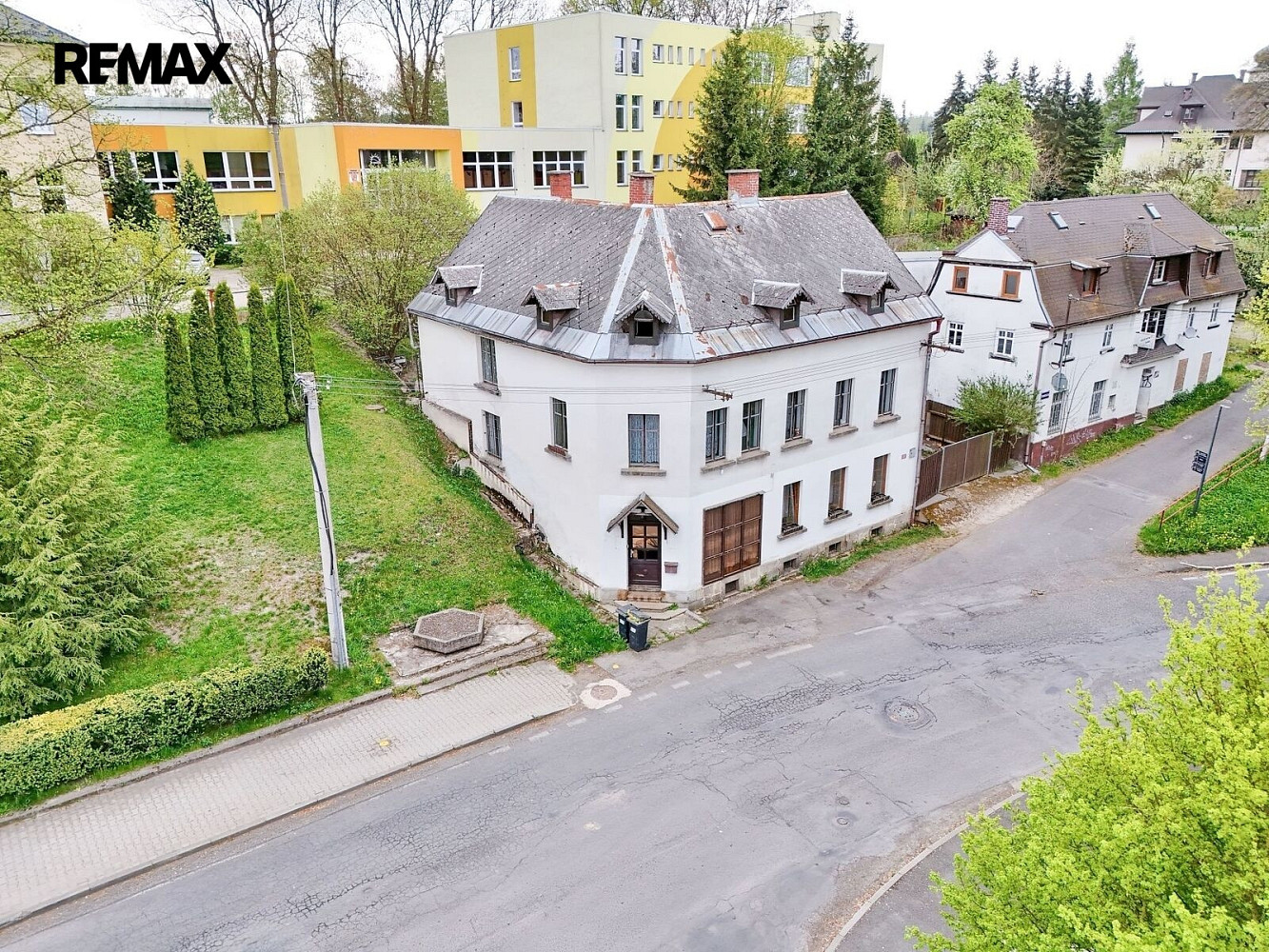Prodej domu 320 m² s pozemkem 209 m² – fotografie 3