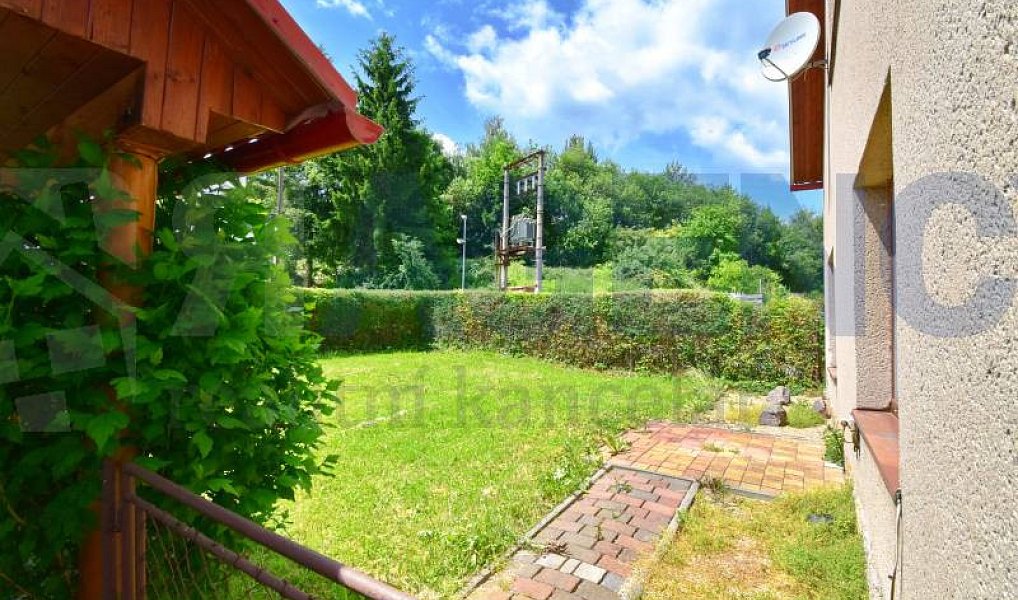 Prodej domu 415 m² s pozemkem 981 m², Semanín – náhled fotky 22