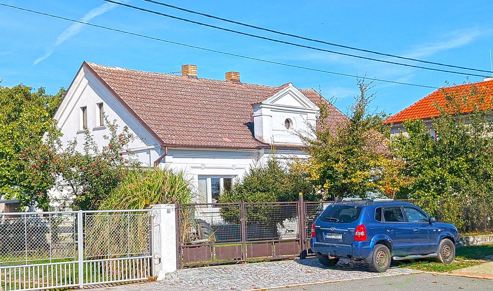 Prodej domu 216 m² s pozemkem 2 040 m², Dobřenice – náhled fotky 27