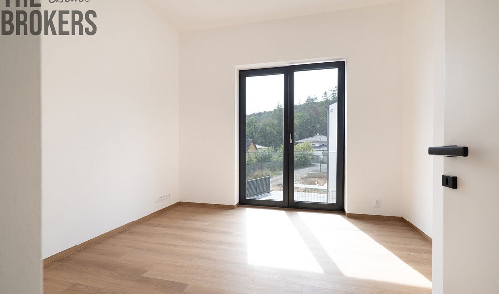 Prodej domu 306 m² s pozemkem 968 m², Chrustenice – náhled fotky 12