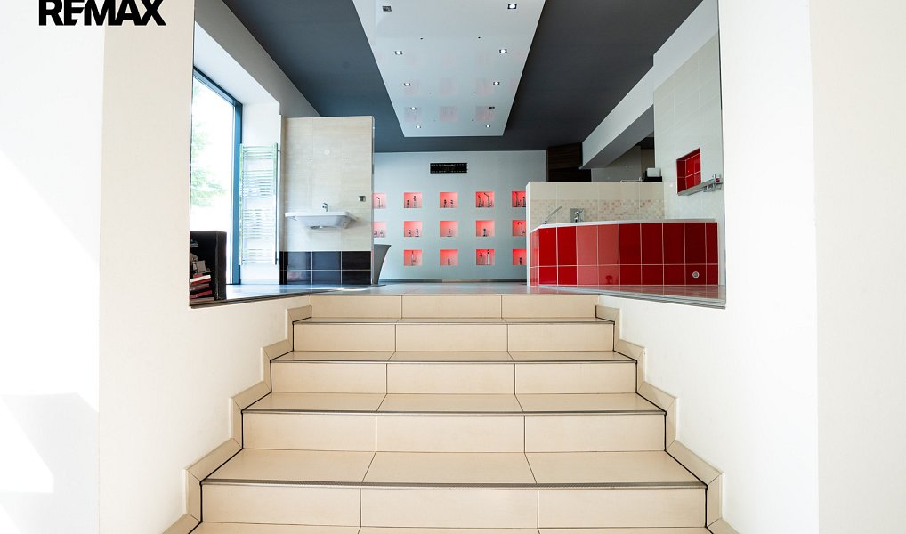 Prodej obchodních prostor 290 m², Kyjov – náhled fotky 8