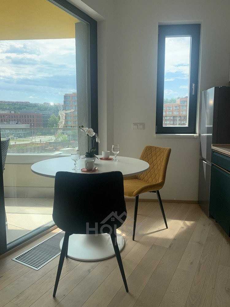 Pronájem bytu 2+kk 63 m² – fotografie 4