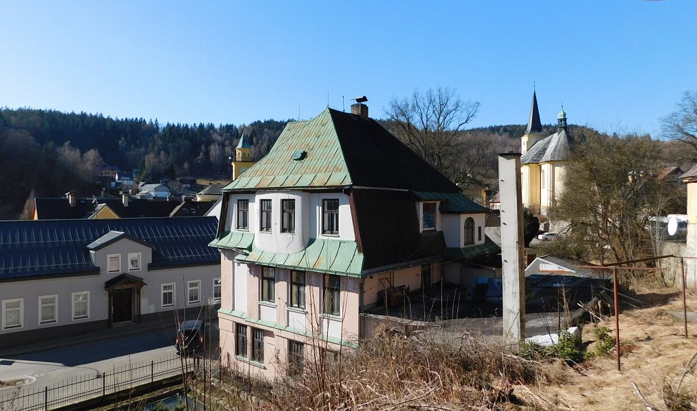 Prodej domu 250 m² s pozemkem 1 221 m², Janov nad Nisou – náhled fotky 24
