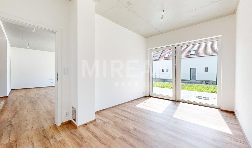 Prodej domu 133 m² s pozemkem 440 m², Dvory – náhled fotky 19