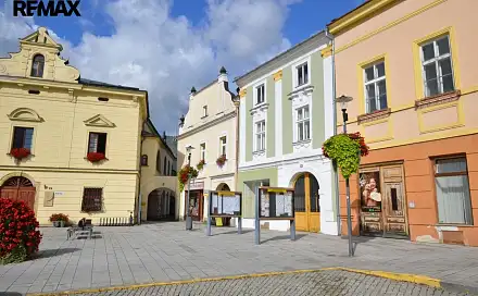 Prodej nájemního domu, činžáku 307 m², Masarykovo nám., Uničov, okres Olomouc