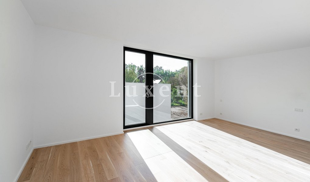 Prodej domu 350 m² s pozemkem 1 069 m², Velké Popovice – náhled fotky 13