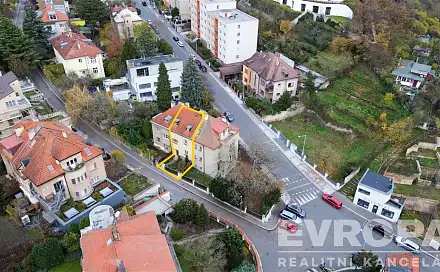 Prodej domu 180 m² s pozemkem 175 m², Ke Klimentce, Praha 5 - Smíchov, okres Praha