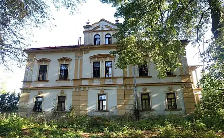 Dražba domu 3 331 m² s pozemkem 56 845 m², Studenec