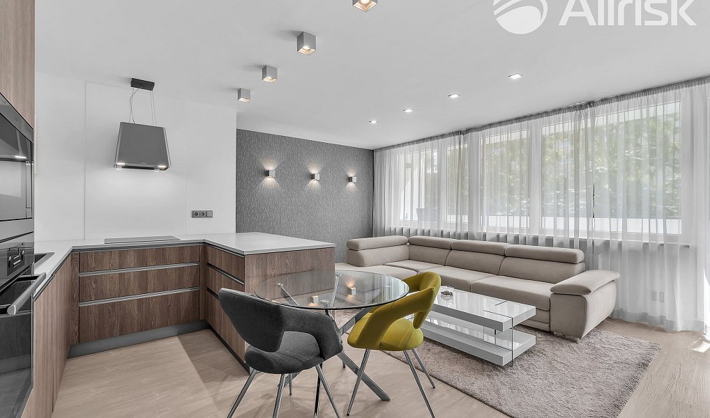 Pronájem bytu 2+kk 61 m², Praha – náhled fotky 8