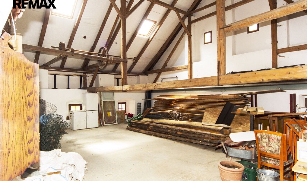 Prodej zemědělského objektu 550 m², Strmilov – náhled fotky 17