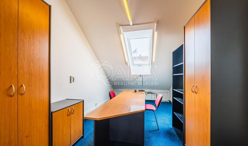 Pronájem kanceláře 100 m², Praha – náhled fotky 17