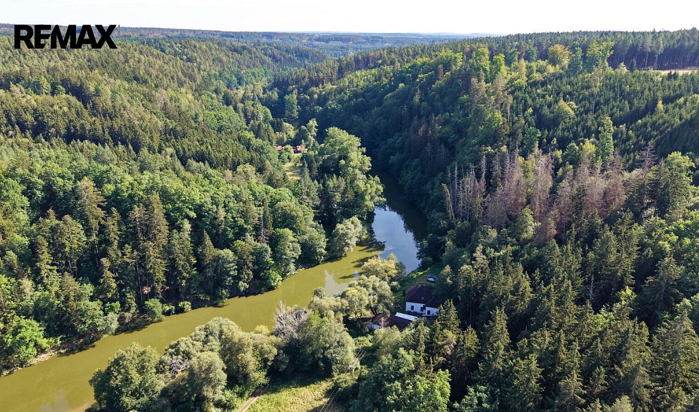 Prodej ubytovacího objektu 210 m², Stádlec – náhled fotky 15