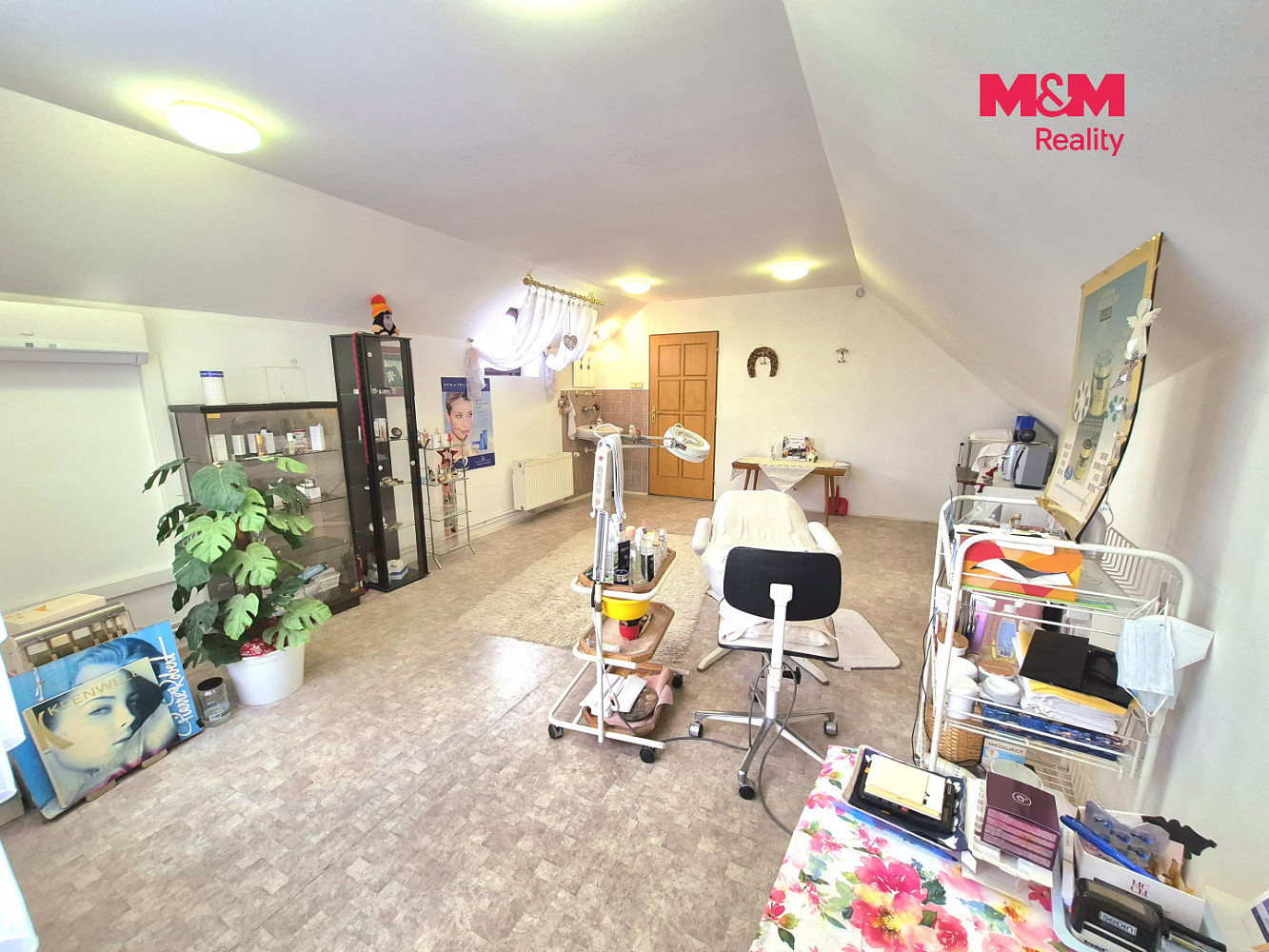 Pronájem obchodních prostor 39 m² – fotografie 4