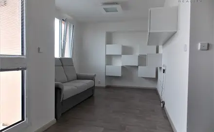 Pronájem bytu 3+kk 65 m², Jiřího Horáka, Benešov