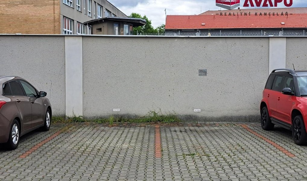 Pronájem parkovacího stání ul. Krnovská, Opava, Opava – fotka 1 z 5
