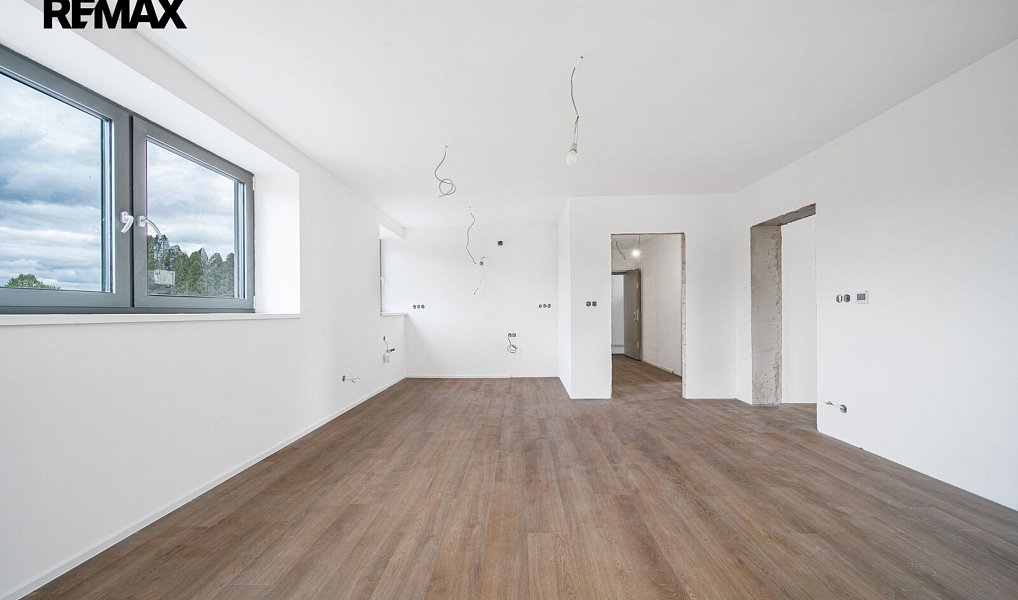 Prodej bytu 3+kk 103 m², Moravany – náhled fotky 8