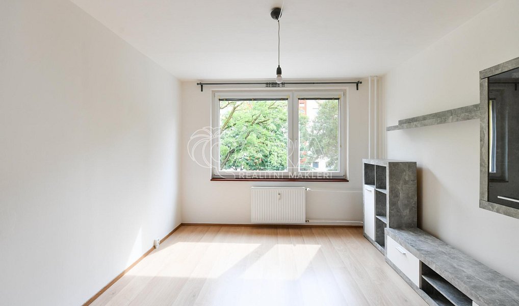 Pronájem bytu 2+kk 41 m², Praha – náhled fotky 2