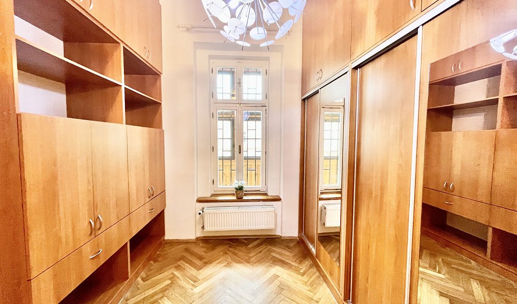 Pronájem bytu 5+1 127 m², Praha – náhled fotky 9