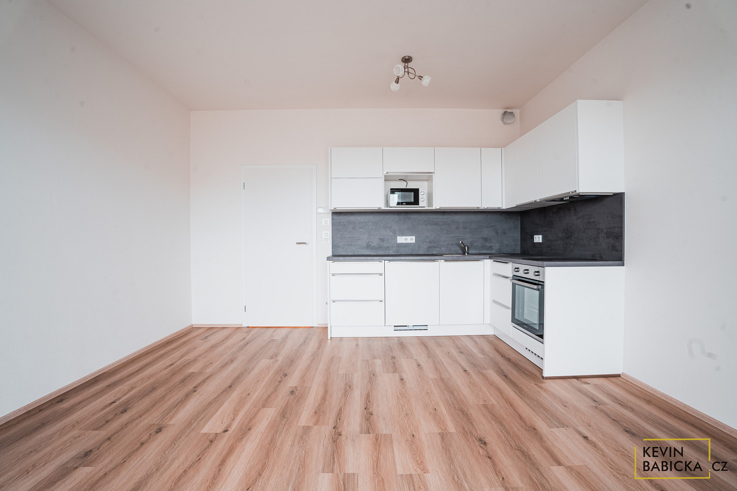 Pronájem bytu 1+kk 30 m²
