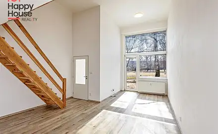 Pronájem bytu 1+kk 44 m²