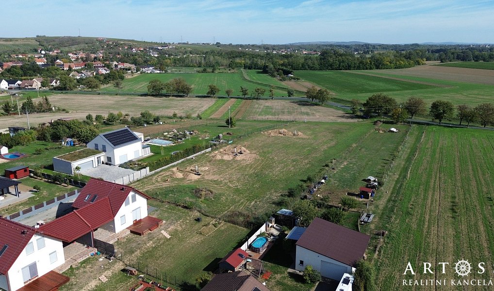 Prodej stavebního pozemku 740 m², Pravlov – náhled fotky 8