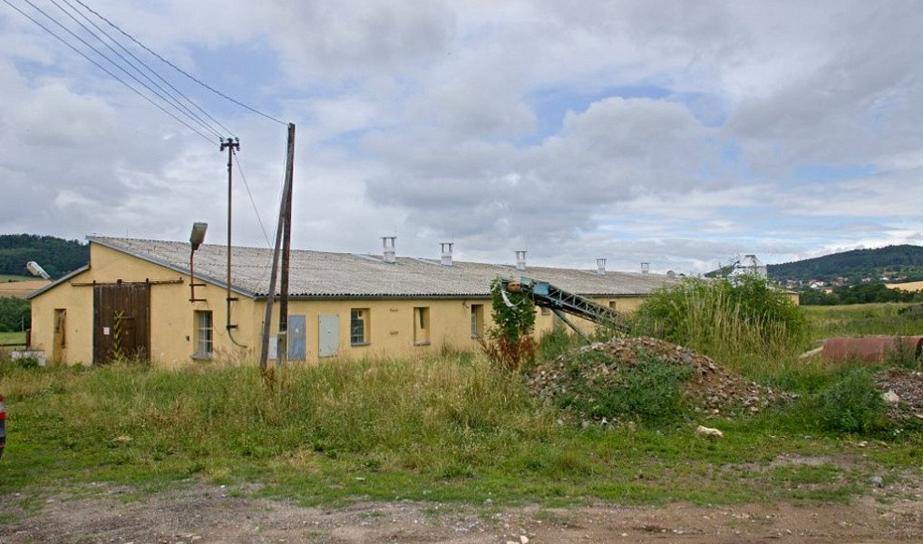 Prodej zemědělského objektu 1 059 m², Třešovice – náhled fotky 2