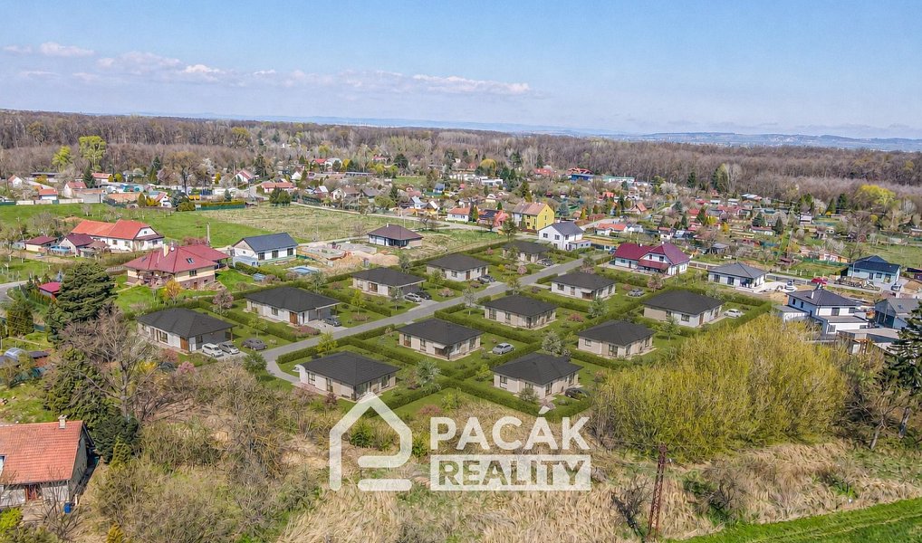 Prodej stavebního pozemku 13 391 m², Kroměříž – náhled fotky 4