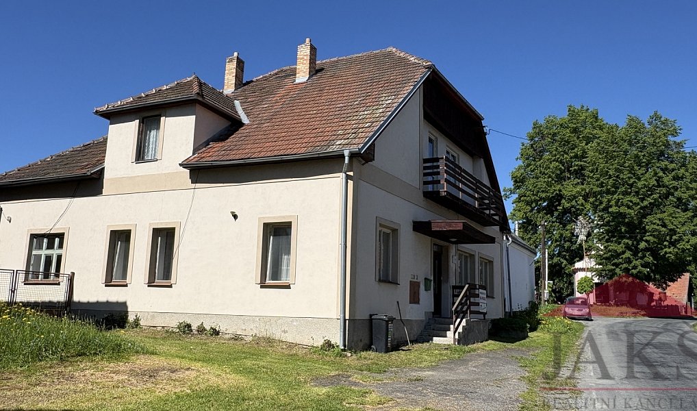 Prodej domu 200 m² s pozemkem 1 967 m², Strašín – náhled fotky 2