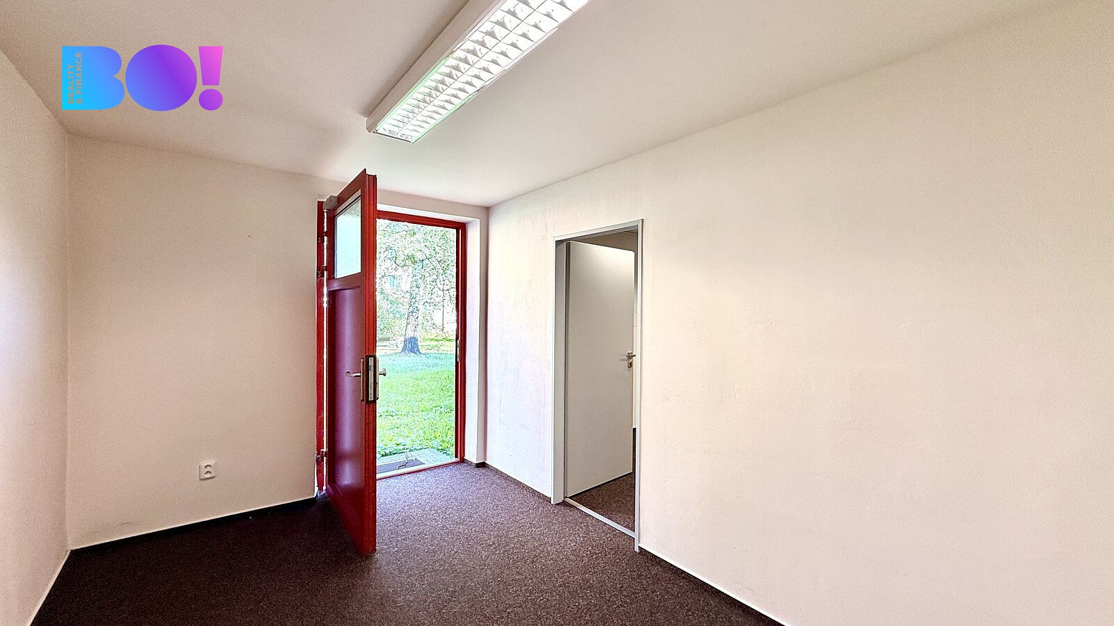 Pronájem kanceláře 39 m² – fotografie 5