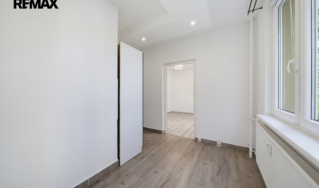 Prodej bytu 4+1 77 m², Chomutov – náhled fotky 15