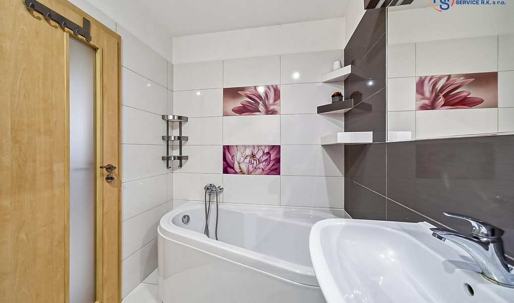 Prodej bytu 3+kk 64 m², Šternberk – náhled fotky 14