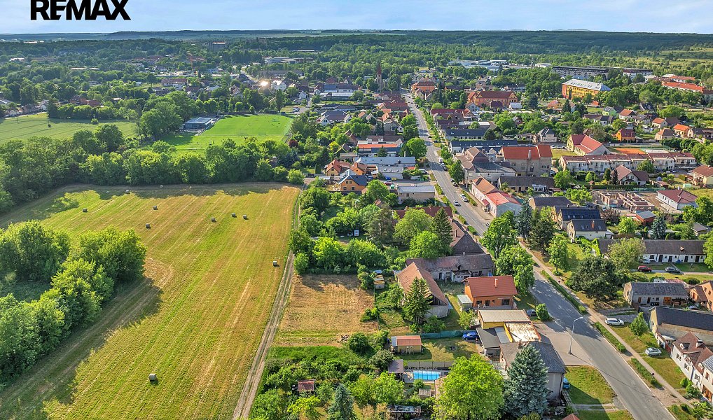 Prodej stavebního pozemku 508 m², Milovice – náhled fotky 9