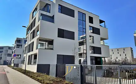 Pronájem bytu 1+kk 43 m²